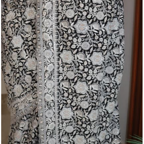 Lucknow chikankarai handwork in georgette silk fabric with a finely ...